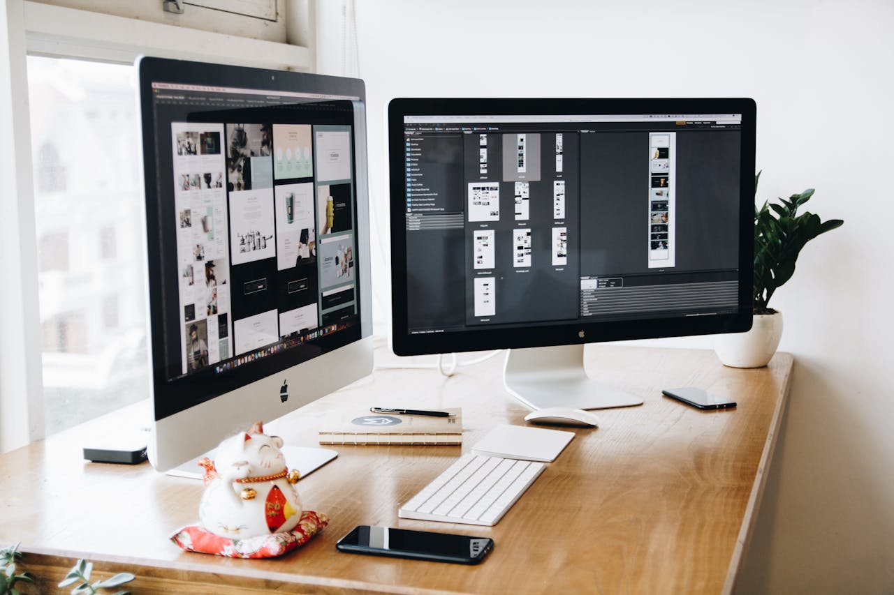 Discover the Top 4 Benefits of Using Website Builders